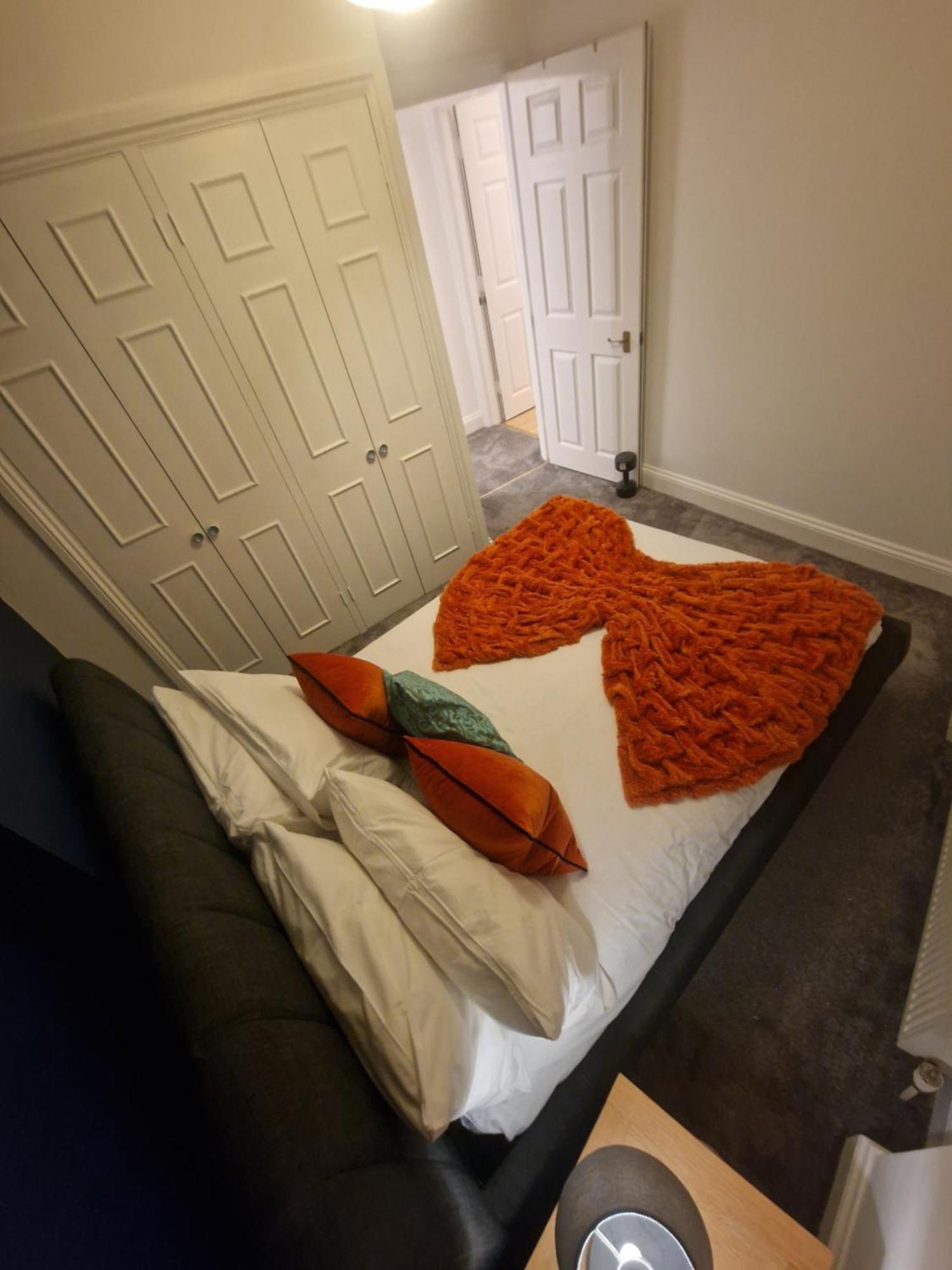Brondesbury Arms Apartment London Exterior photo