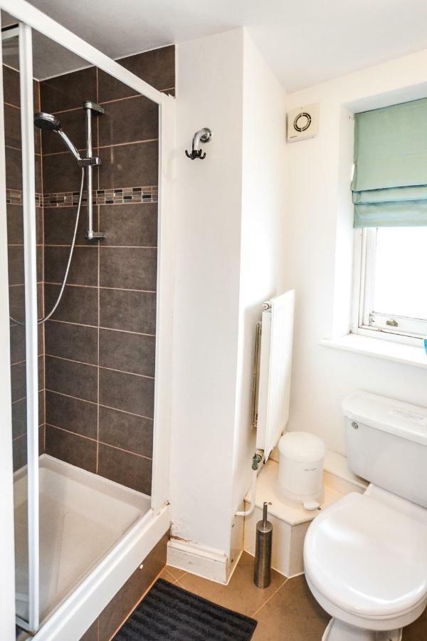 Brondesbury Arms Apartment London Exterior photo